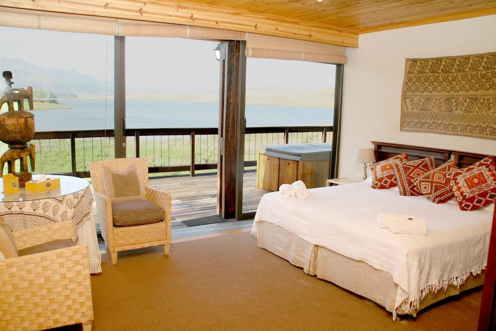 Sani Valley Nature Lodges Himeville Rom bilde