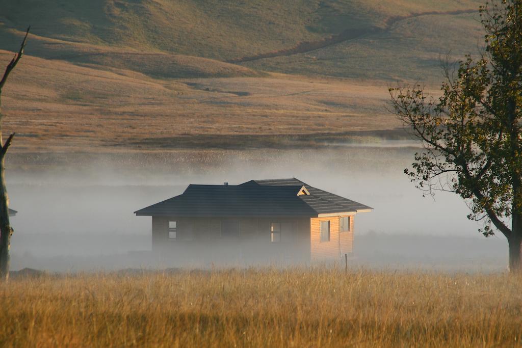 Sani Valley Nature Lodges Himeville Rom bilde