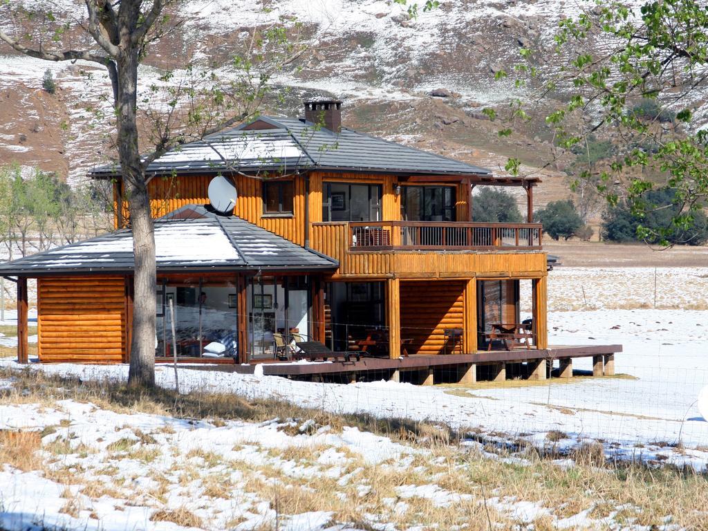 Sani Valley Nature Lodges Himeville Eksteriør bilde